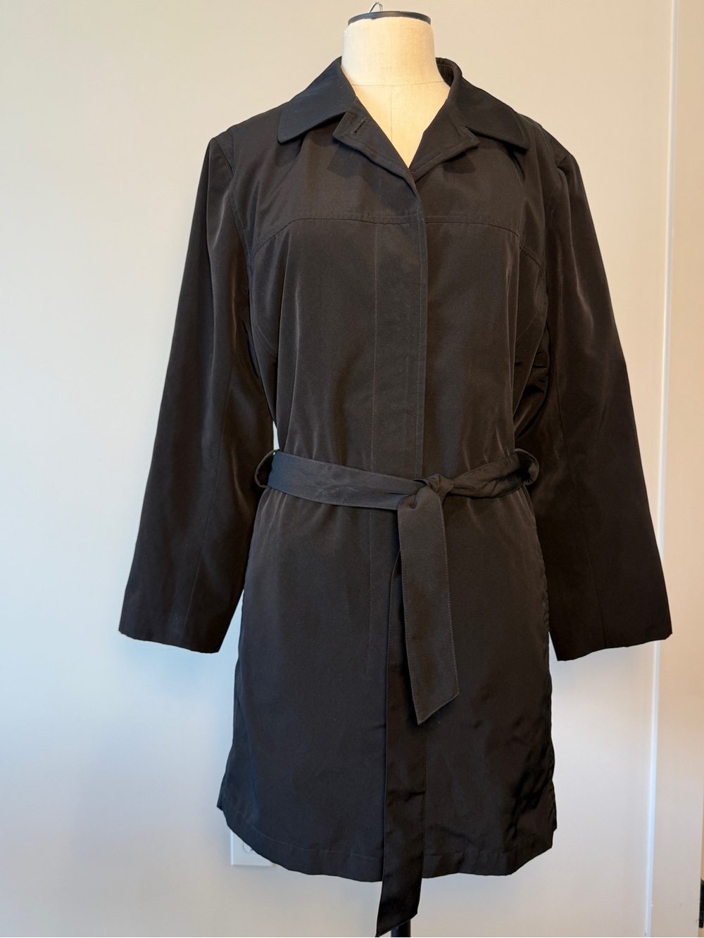 London Fog Classic Black Trench Coat with Waist Tie - Women's Jacket Size Large